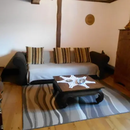 Confortable Avec Grande Cheminee Et Vues Sur Les Montagnes Prázdninový dům