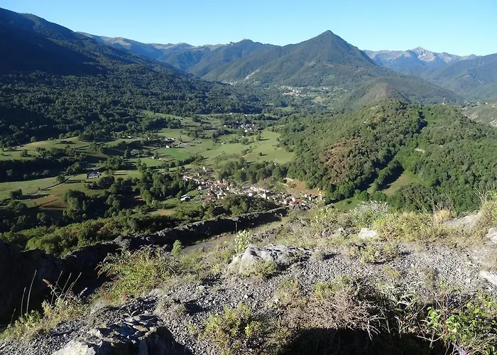 Prázdninový dům Confortable Avec Grande Cheminee Et Vues Sur Les Montagnes Thebe