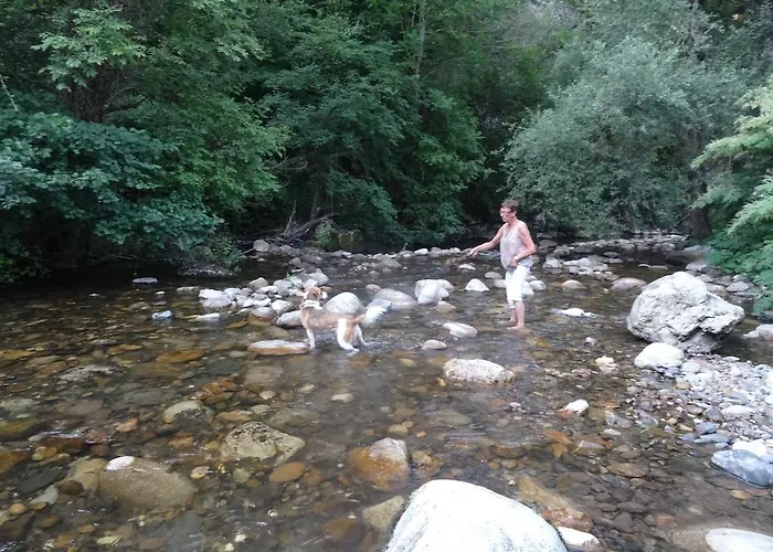 Confortable Avec Grande Cheminee Et Vues Sur Les Montagnes Prázdninový dům