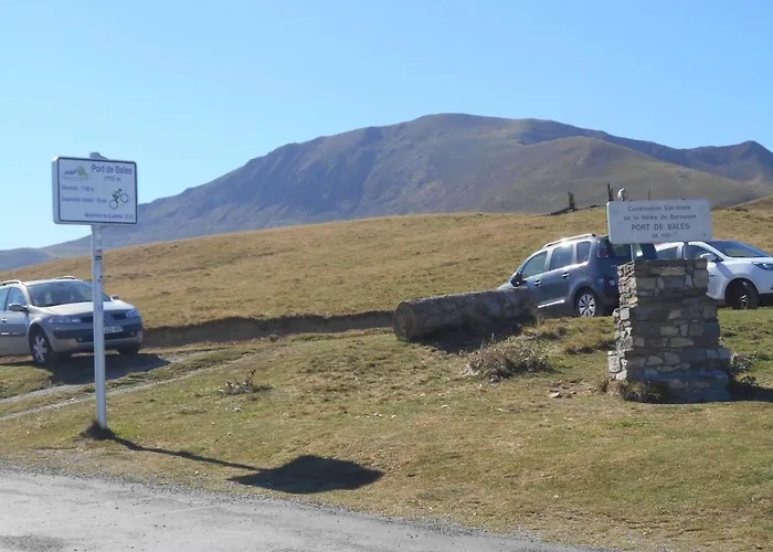 Prázdninový dům Confortable Avec Grande Cheminee Et Vues Sur Les Montagnes Thebe