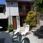 Nyaraló Confortable Avec Grande Cheminee Et Vues Sur Les Montagnes Thèbe