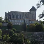 Nyaraló Confortable Avec Grande Cheminee Et Vues Sur Les Montagnes Thèbe