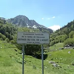 Confortable Avec Grande Cheminee Et Vues Sur Les Montagnes Nyaraló Thèbe