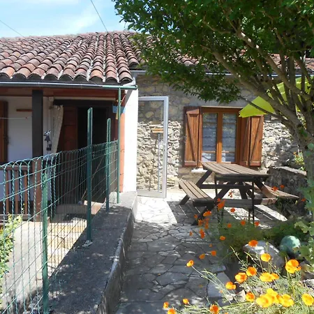 Confortable Avec Grande Cheminee Et Vues Sur Les Montagnes 別荘 *