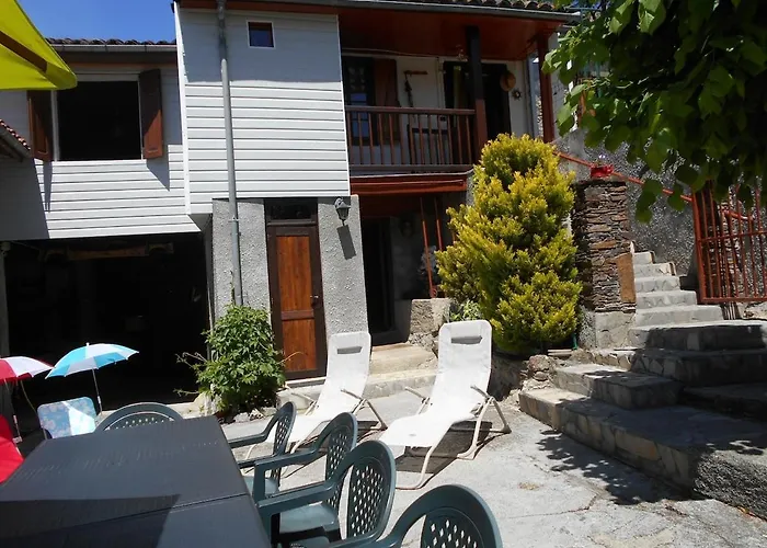 別荘 Confortable Avec Grande Cheminee Et Vues Sur Les Montagnes Thèbe