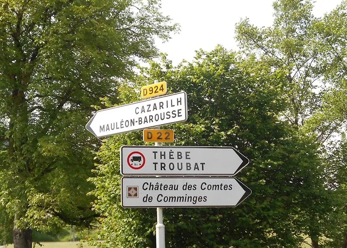 Confortable Avec Grande Cheminee Et Vues Sur Les Montagnes 別荘 Thèbe