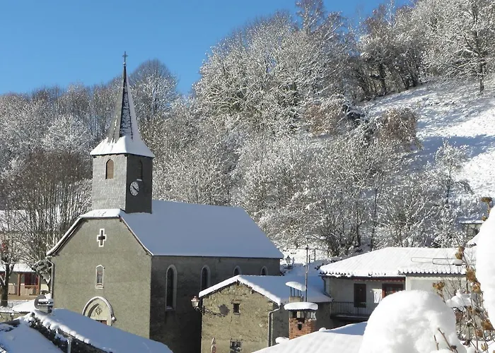 Confortable Avec Grande Cheminee Et Vues Sur Les Montagnes 別荘